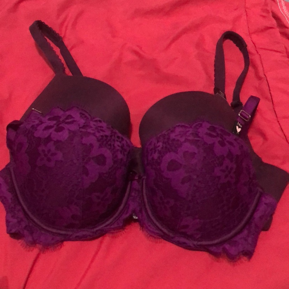 VS bras